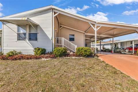 1000 Kings Highway #18, golf community for sale in Port Charlotte
