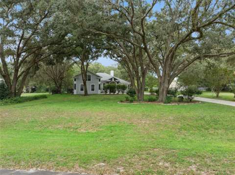 949 Hawk Landing, home for sale in Fruitland Park 34731