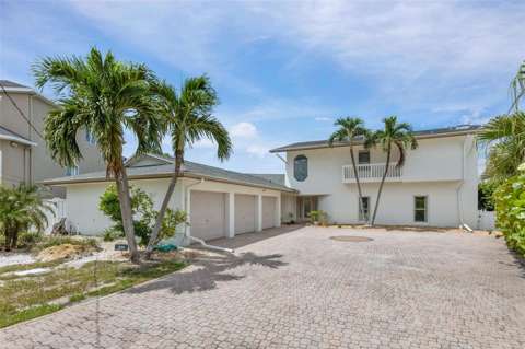 290 Bayside Drive, waterfront for sale in Clearwater Beach