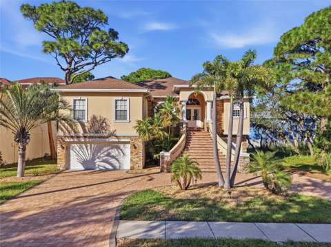 1212 Castle Terrace, home for sale in Tarpon Springs 34689
