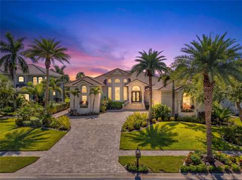 6320 Pasadena Point Boulevard, pool for sale in Gulfport