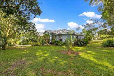 8221 SE 126Th Place, pool for sale in Belleview