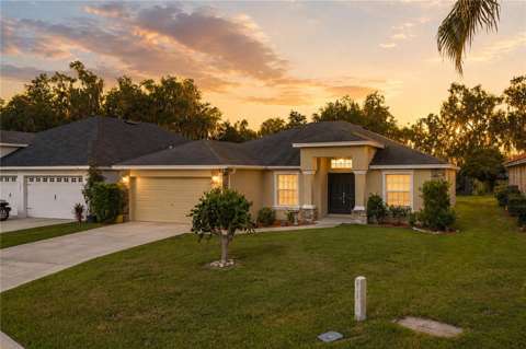 4505 Fairway Oaks Drive, home for sale in Mulberry 33860