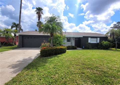 137 Midway Island, pool for sale in Clearwater
