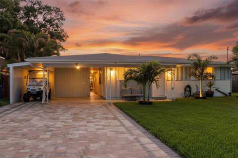 96 New York Avenue, waterfront for sale in Dunedin