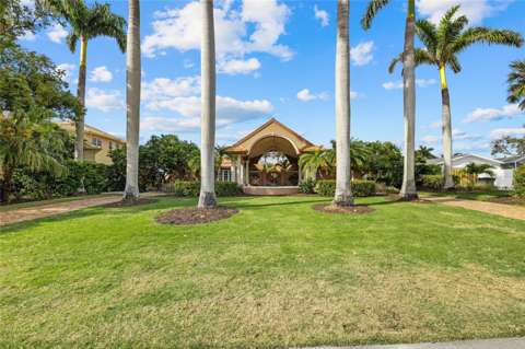1749 Sandalwood Drive, 4-bedroom for sale in Sarasota