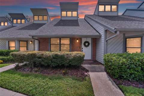 5205 Oak Charter Court, starter home for sale in Temple Terrace