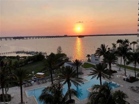 3000 Oasis Grand Boulevard #1002, pool for sale in Fort Myers