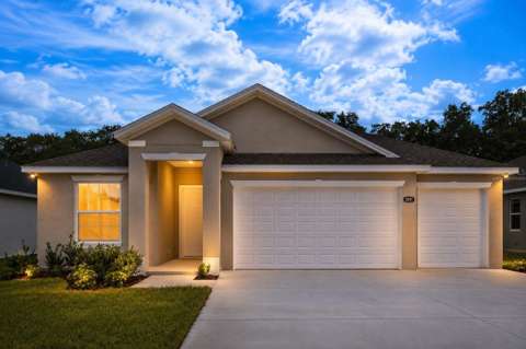 4541 Fairway Oaks Drive, $300k–$500k for sale in Mulberry
