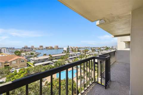 400 Island Way #701, $300k–$500k for sale in Clearwater Beach