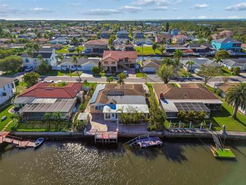 9900 Island Harbor Drive, 4-bedroom for sale in Port Richey