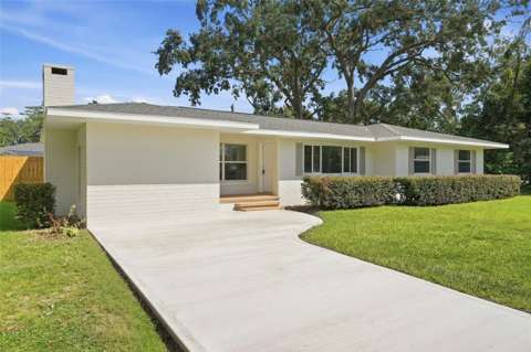 141 SE 33Rd Avenue, home for sale on SE 33Rd Avenue