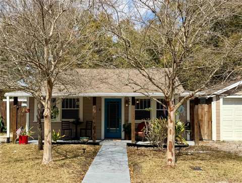 403 W Chelsea Street, home for sale on W Chelsea Street