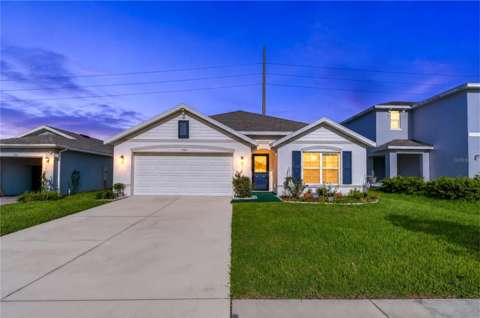 7760 Broad Pointe Drive, home for sale in Zephyrhills 33540