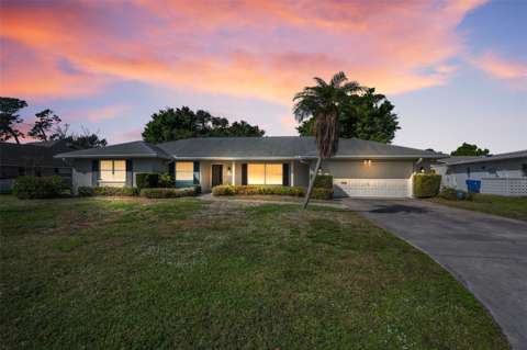 4 Hibiscus Road, pool for sale in Belleair