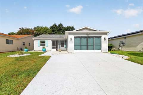 815 Grand Vista Trail, gated community for sale in Leesburg