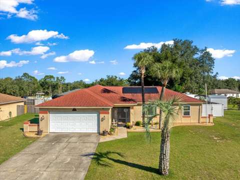 321 Oak Track Loop, home for sale in Ocala 34472