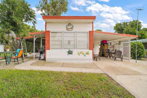 11723 Magnolia Avenue, golf community for sale in Tavares