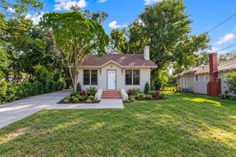 19 E Morningview Drive, home for sale in Eustis 32726