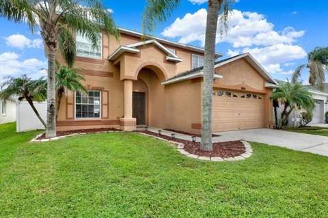 6946 Belt Link Loop, $300k–$500k for sale in Wesley Chapel