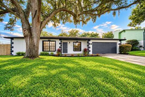 7802 River Ridge Drive, 4-bedroom for sale in Temple Terrace