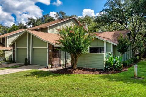 437 Stanton Place, golf community for sale in Longwood