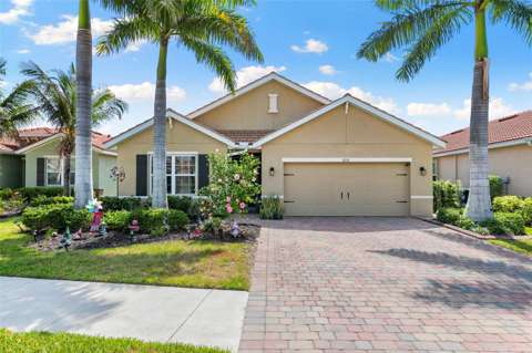 3215 Birchin Lane, pool for sale in Fort Myers