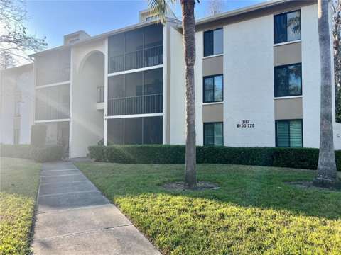 3161 Lake Pine Way #H1, starter home for sale in Tarpon Springs