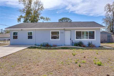 9782 SE 157Th Lane, home for sale on SE 157Th Lane