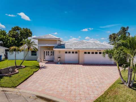 4280 13Th Lane, 4-bedroom for sale in St. Petersburg