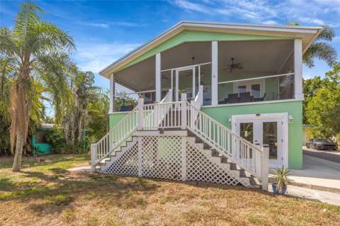 815 2Nd Avenue, waterfront for sale in Ruskin