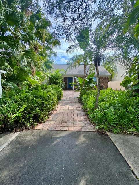 207 W Davis Boulevard, home for sale in Tampa 33606