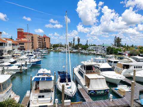116 131St Avenue #F, pool for sale in Madeira Beach