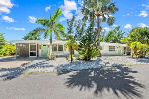 578 Companion Way, 4-bedroom for sale in Longboat Key