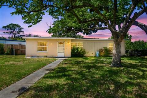 481 Kentia Road, $300k–$500k for sale in Casselberry