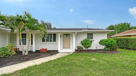 2610 Regatta Drive, home for sale in Sarasota 34231