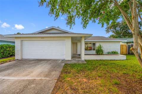 6853 Sandwater Trail, pool for sale in Pinellas Park