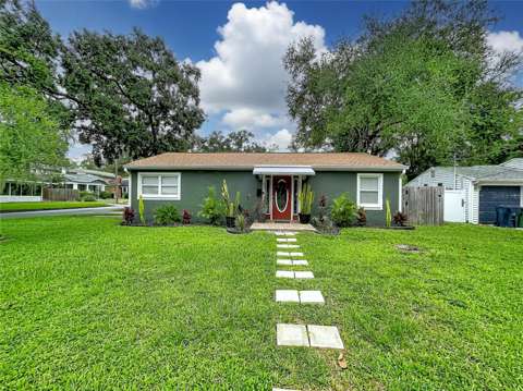 611 W Henry Avenue, home for sale on W Henry Avenue