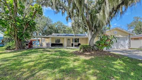 5107 Woodlawn Circle, home for sale in Palmetto 34221