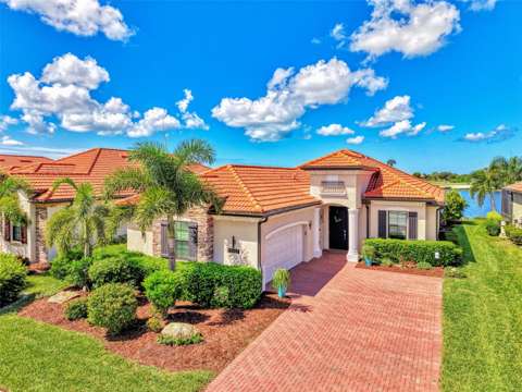 23423 Waverly Circle, waterfront for sale in Venice