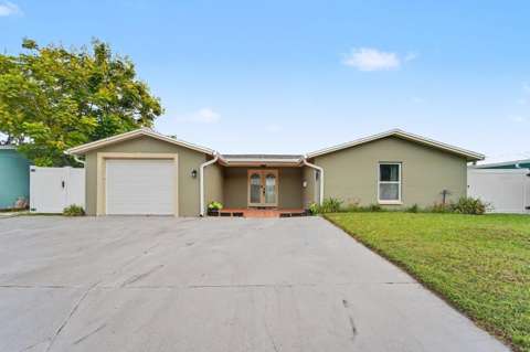 4865 Shell Stream Boulevard, $300k–$500k for sale in New Port Richey