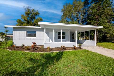 6542 Gem Lane, home for sale in Seminole 33772
