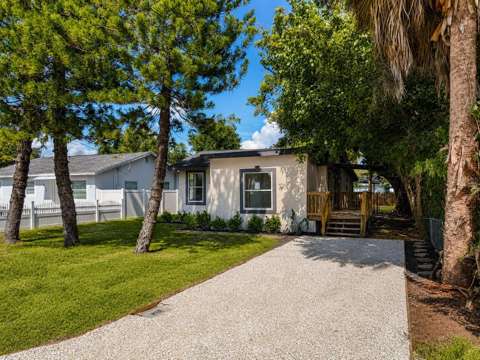 8713 N Edison Avenue, home for sale on N Edison Avenue