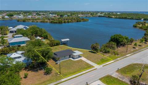 3404 Lake View Boulevard, home for sale on Lake View Boulevard