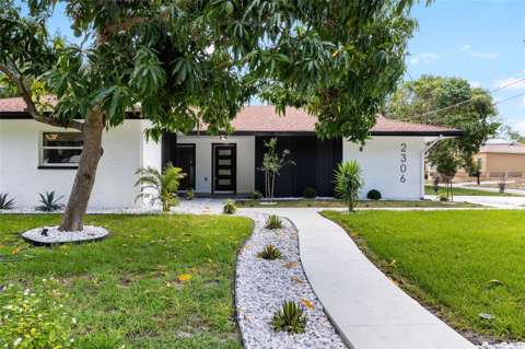 2306 S San Jose Circle, 4-bedroom for sale in Tampa