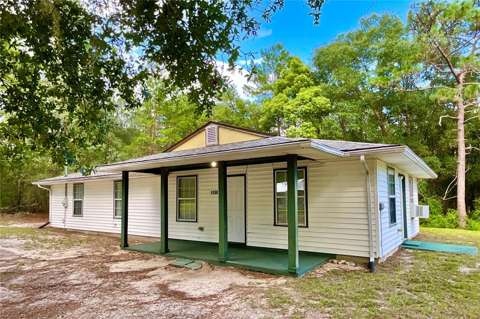 1150 Coral Farms Road, home for sale in Florahome 32140