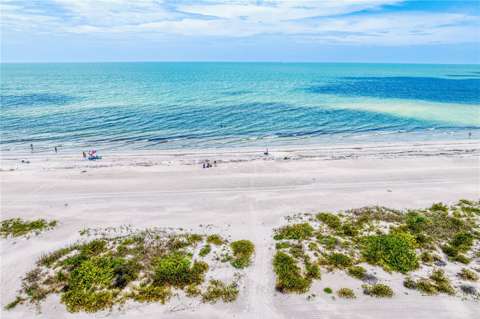 1250 Gulf Boulevard #302, pool for sale in Clearwater Beach