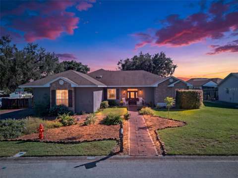 2809 Chatsworth Lane, pool for sale in Lakeland