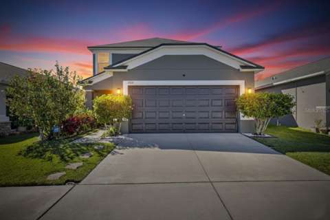 1504 Trailwater Street, home for sale on Trailwater Street