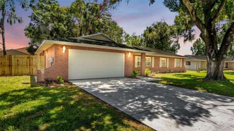 4520 Old Colony Road, home for sale in Mulberry 33860